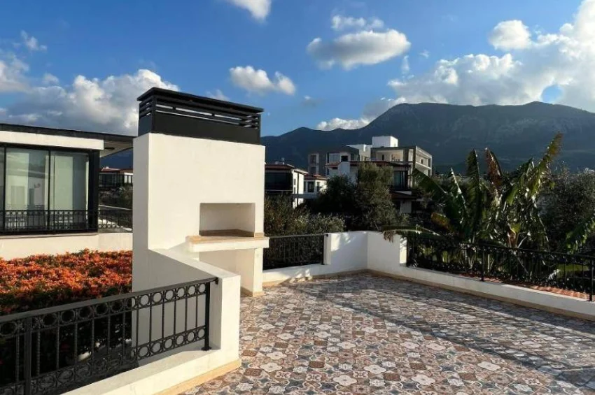 3 Bedroom Mediterranean-Style Villa in Doğanköy, Secure Gated Community, Spacious Garden and High Living Comfort in the City