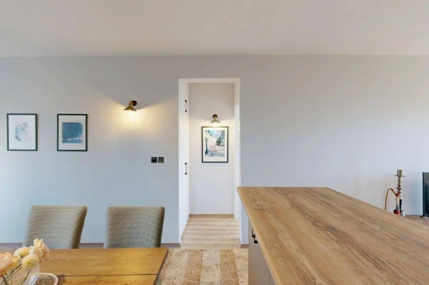 Odnowiony apartament 3 sypialnie na parterze z ogrodem i Turtle Bay Village, Esentepe, z widokiem na morze