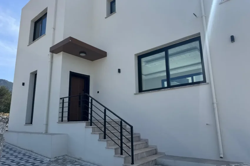 4+1-villa i Esentepe med havsutsikt och modern arkitektur