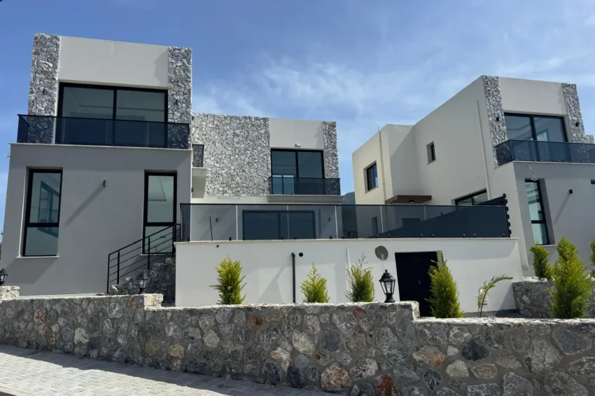 4+1-villa i Esentepe med havsutsikt och modern arkitektur