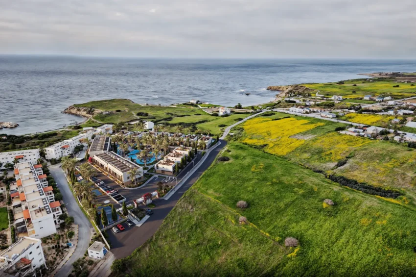 Lyxvilla med 4 sovrum, infinitypool, takterrass och privat trädgård