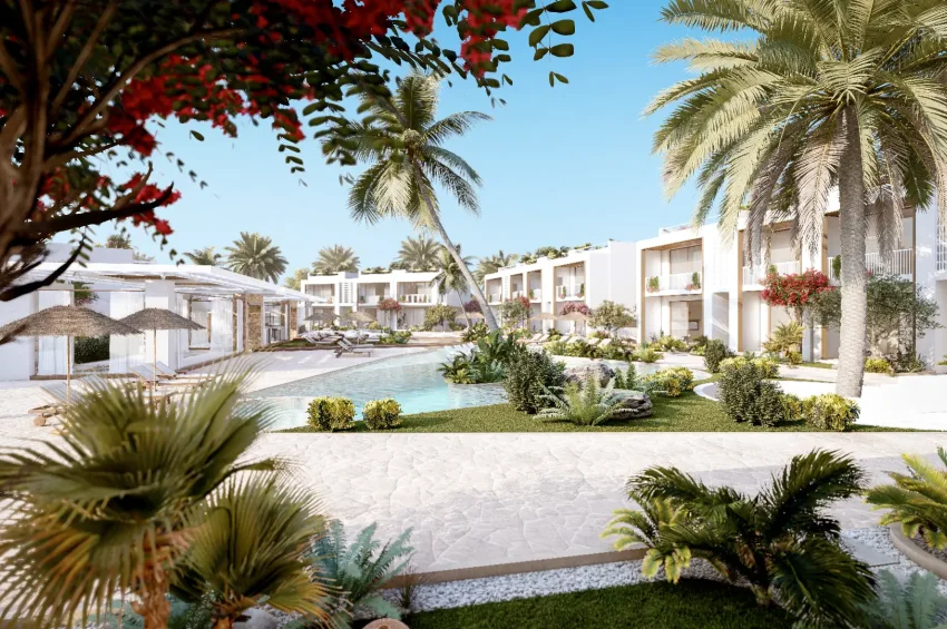Denize Yürüme Mesafesinde 2+1 Daire Lapta'da Havuzlu Site İçerisinde