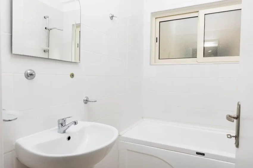Penthouse mit Meerblick und 2 Schlafzimmern in Esentepe – Sicheres Wohnen und ausgewogene Investmentchance