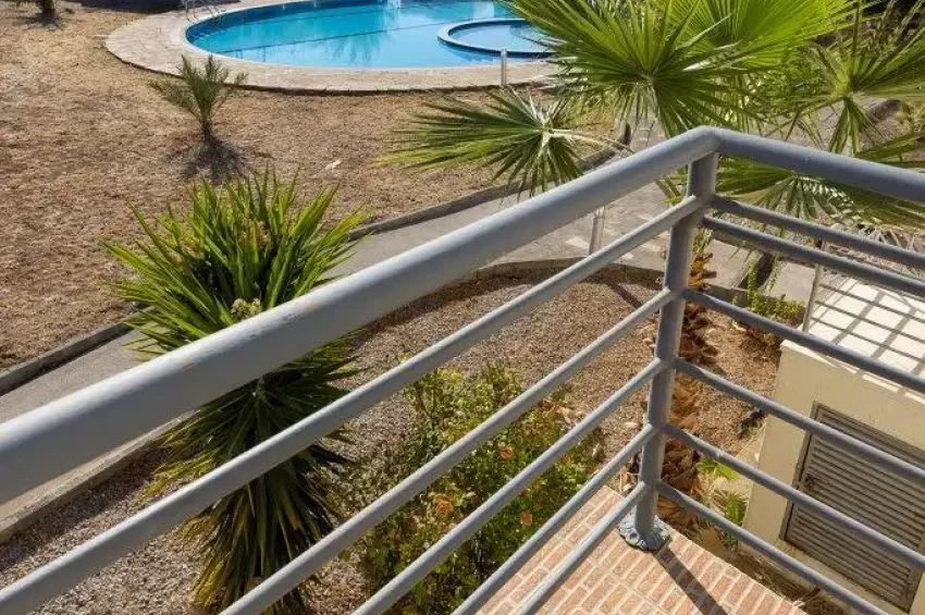 Penthouse mit Meerblick und 2 Schlafzimmern in Esentepe – Sicheres Wohnen und ausgewogene Investmentchance