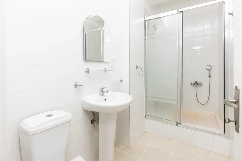 Penthouse mit Meerblick und 2 Schlafzimmern in Esentepe – Sicheres Wohnen und ausgewogene Investmentchance