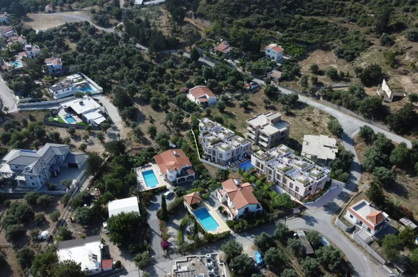Modern 3 Bedroom Apartment with Private Pool in a Gated Complex, Alsancak Kyrenia