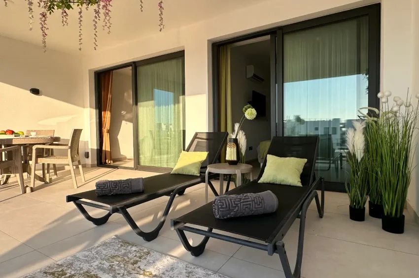2 Schlafzimmer Erdgeschosswohnung mit Jacuzzi in Mykonos Homes, Bahçeli, Girne