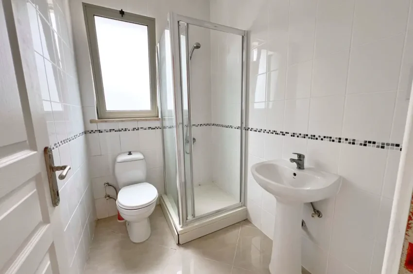 Tatlısu'da Deniz ve Dağ Manzaralı 3+1 Daire, Ortak Havuzlu