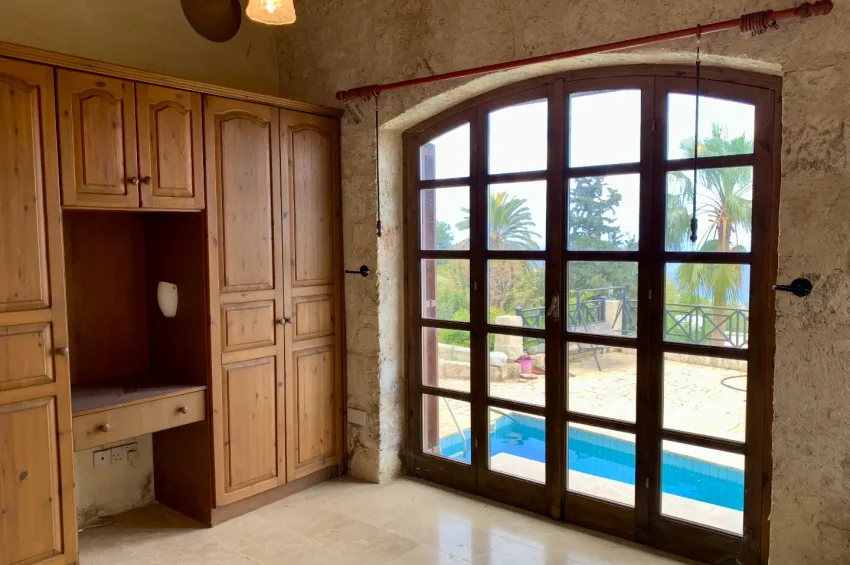Stenvilla på 1 640 m² tomt i Baspınar, Lapta