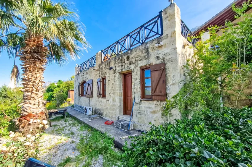 Stenvilla på 1 640 m² tomt i Baspınar, Lapta