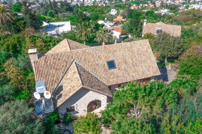 Stenvilla på 1 640 m² tomt i Baspınar, Lapta