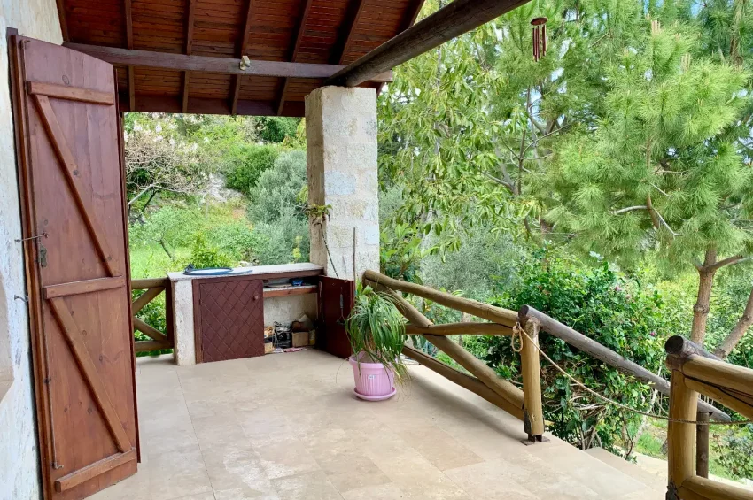 Stenvilla på 1 640 m² tomt i Baspınar, Lapta