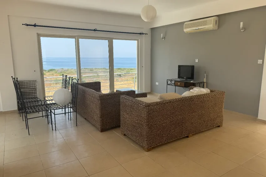Esentepe’de Satılık 2 Yatak Odalı Penthouse, Çatı Terası, Kesintisiz Deniz Manzarası