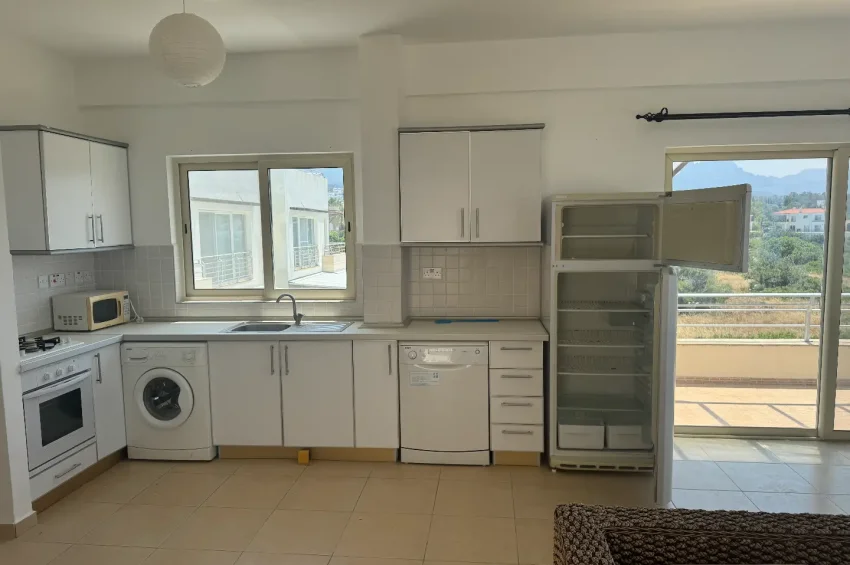 Esentepe’de Satılık 2 Yatak Odalı Penthouse, Çatı Terası, Kesintisiz Deniz Manzarası