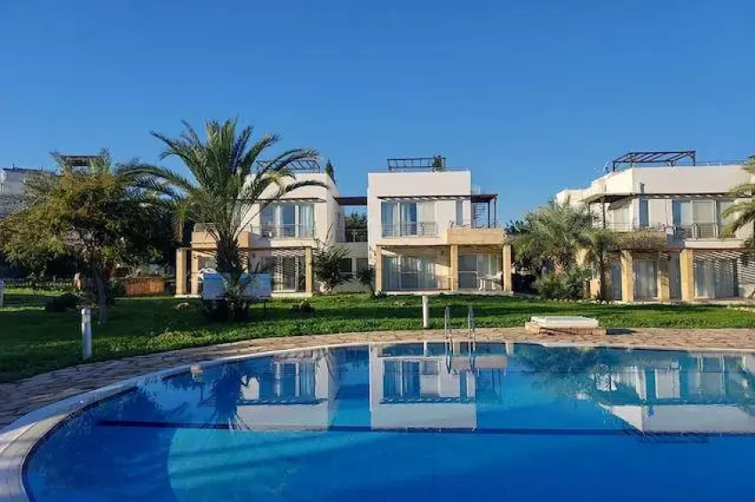 Esentepe’de Satılık 2 Yatak Odalı Penthouse, Çatı Terası, Kesintisiz Deniz Manzarası