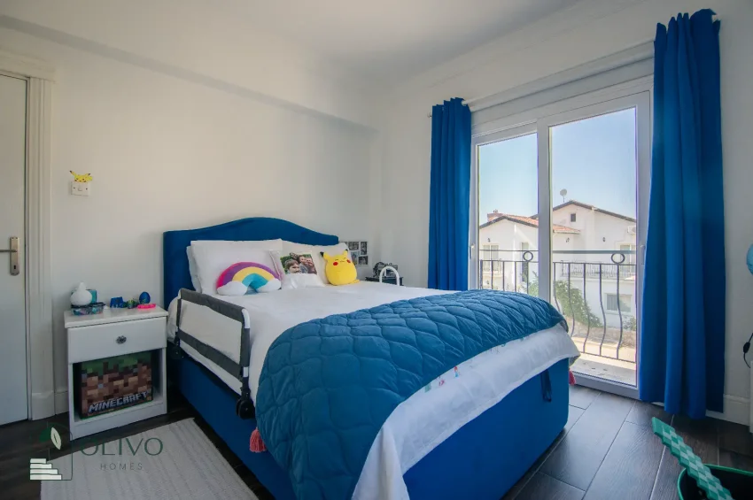 Przestronna willa rodzinna z 5 sypialniami w Ozanköy, Kyrenia | Basen 10 × 4 m, panele słoneczne i przygotowana instalacja centralnego ogrzewania