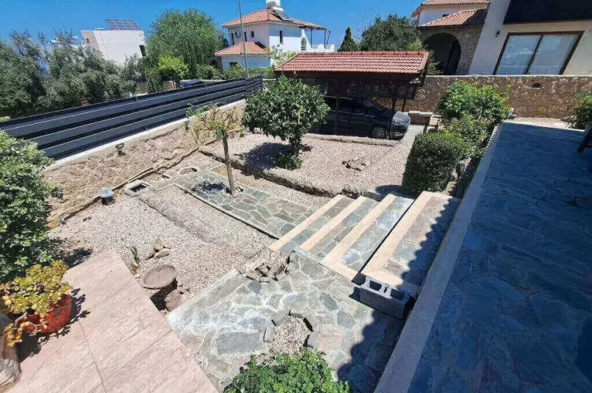 3-Bedroom Villa with Private Pool in Esentepe | Roof Terrace, Jacuzzi and Central Heating Infrastructure