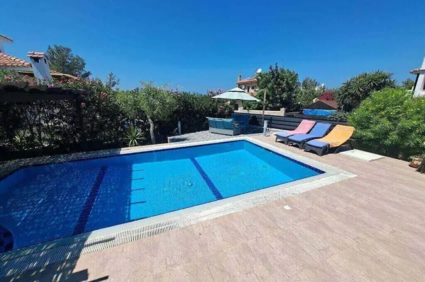 3-Bedroom Villa with Private Pool in Esentepe | Roof Terrace, Jacuzzi and Central Heating Infrastructure