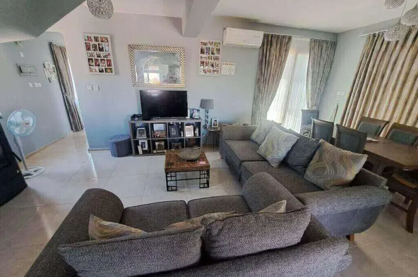 3-Bedroom Villa with Private Pool in Esentepe | Roof Terrace, Jacuzzi and Central Heating Infrastructure