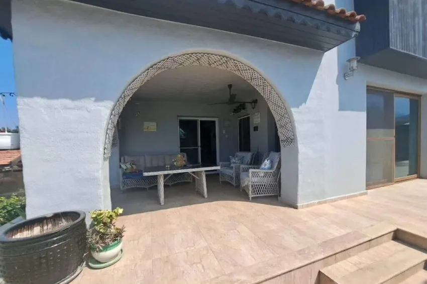 3-Bedroom Villa with Private Pool in Esentepe | Roof Terrace, Jacuzzi and Central Heating Infrastructure