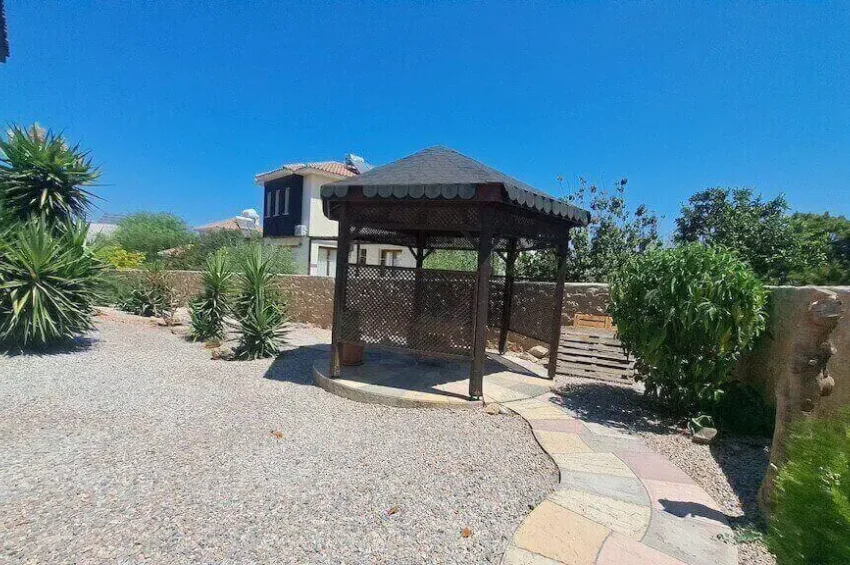 3-Bedroom Villa with Private Pool in Esentepe | Roof Terrace, Jacuzzi and Central Heating Infrastructure