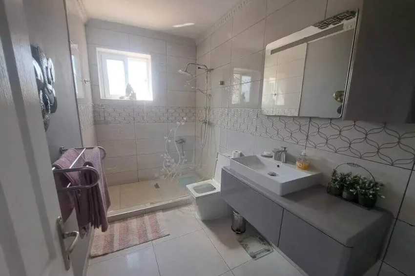 3-Bedroom Villa with Private Pool in Esentepe | Roof Terrace, Jacuzzi and Central Heating Infrastructure
