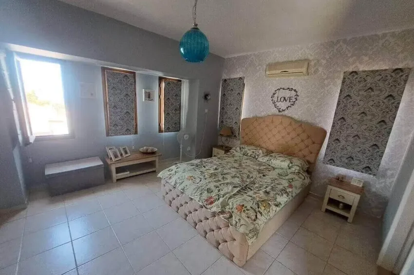 3-Bedroom Villa with Private Pool in Esentepe | Roof Terrace, Jacuzzi and Central Heating Infrastructure
