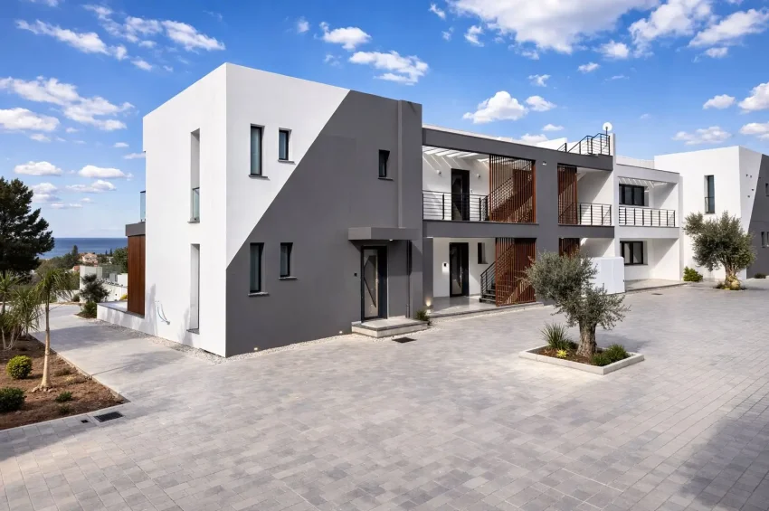 Luxury Two-Bedroom Duplex Penthouse in Lapta