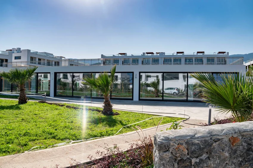 Introducerar en Seaside Oasis i Bahceli, Kyrenia