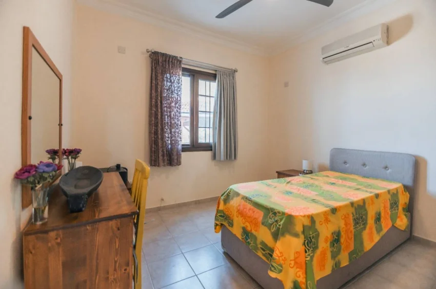 Geräumige Villa mit 4 Schlafzimmer und atemberaubendem Meerblick