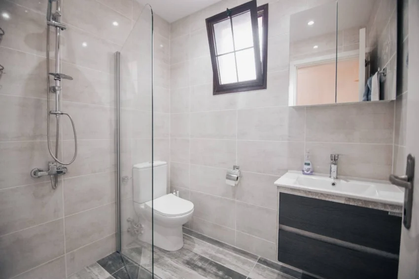 Geräumige Villa mit 4 Schlafzimmer und atemberaubendem Meerblick